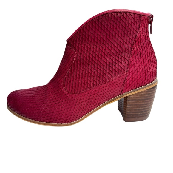 Miz Mooz Women's Nomad Ankle Western Boots Red Snake Embossed Leather Chic - Picture 6 of 12